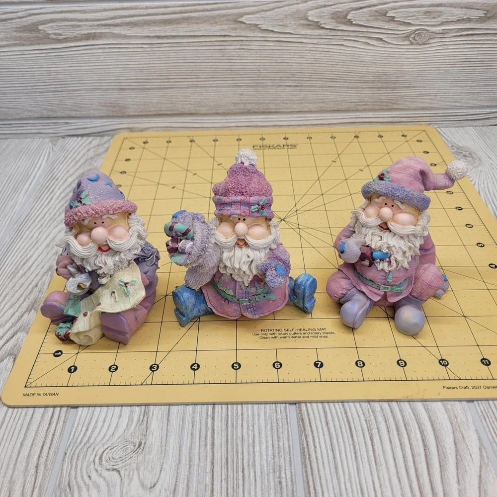 Home Interiors Sugar Plum Santa Set 3 Purple Pink Resin Figurines 55063 2002 Vtg